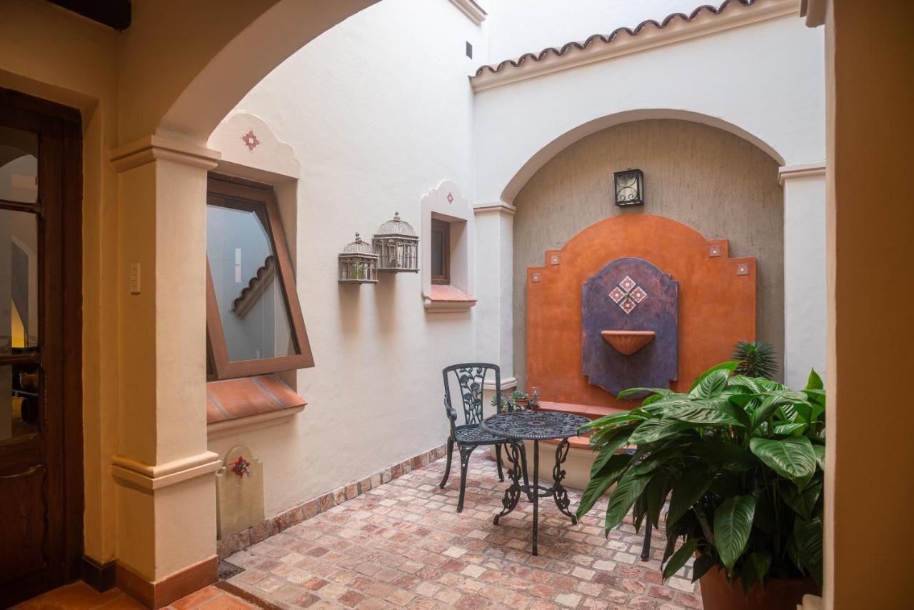 Hotel Boutique Balcon De La Plaza Сальта Экстерьер фото