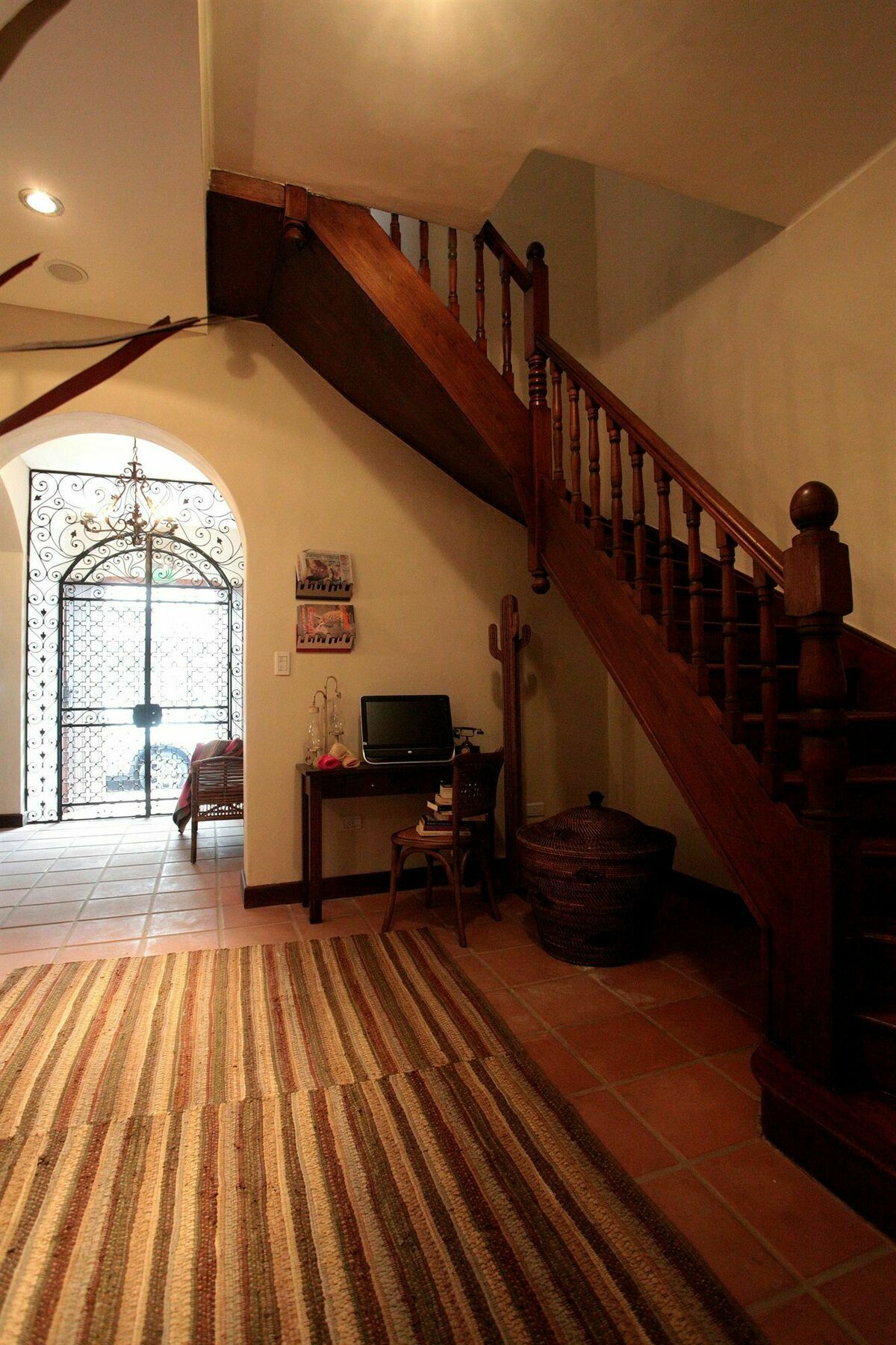 Hotel Boutique Balcon De La Plaza Сальта Экстерьер фото